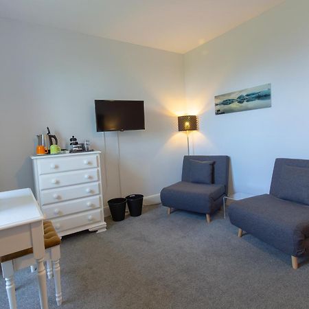 פרשווטר Cosy Wolf Bed & Breakfast מראה חיצוני תמונה